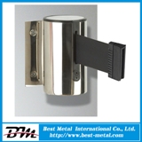 Wall mounted crowd control stanchion