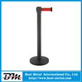 Retractable Queue Barrier